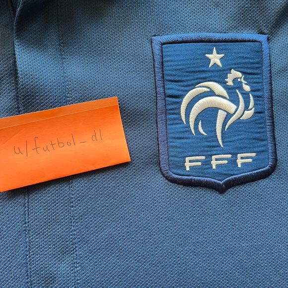 Nike France Home 2011 Kit/Jersey - Picture 2 of 9